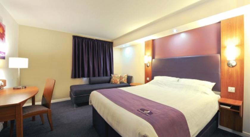 Premier Inn Basildon East Mayne Room photo