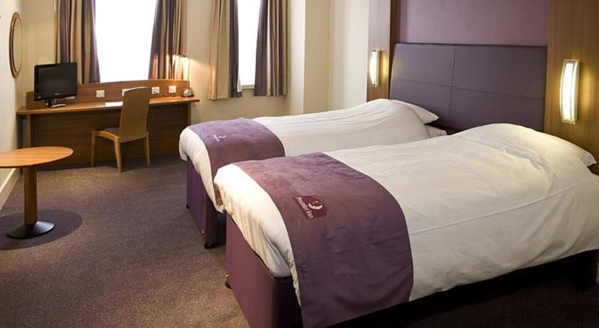 Premier Inn Basildon East Mayne Room photo