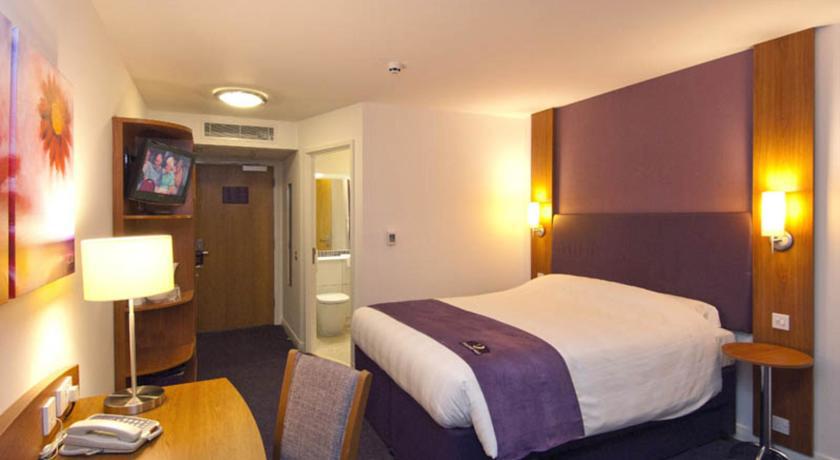 Premier Inn Basildon East Mayne Room photo