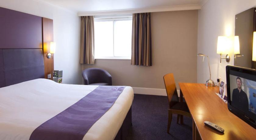 Premier Inn Basildon East Mayne Room photo